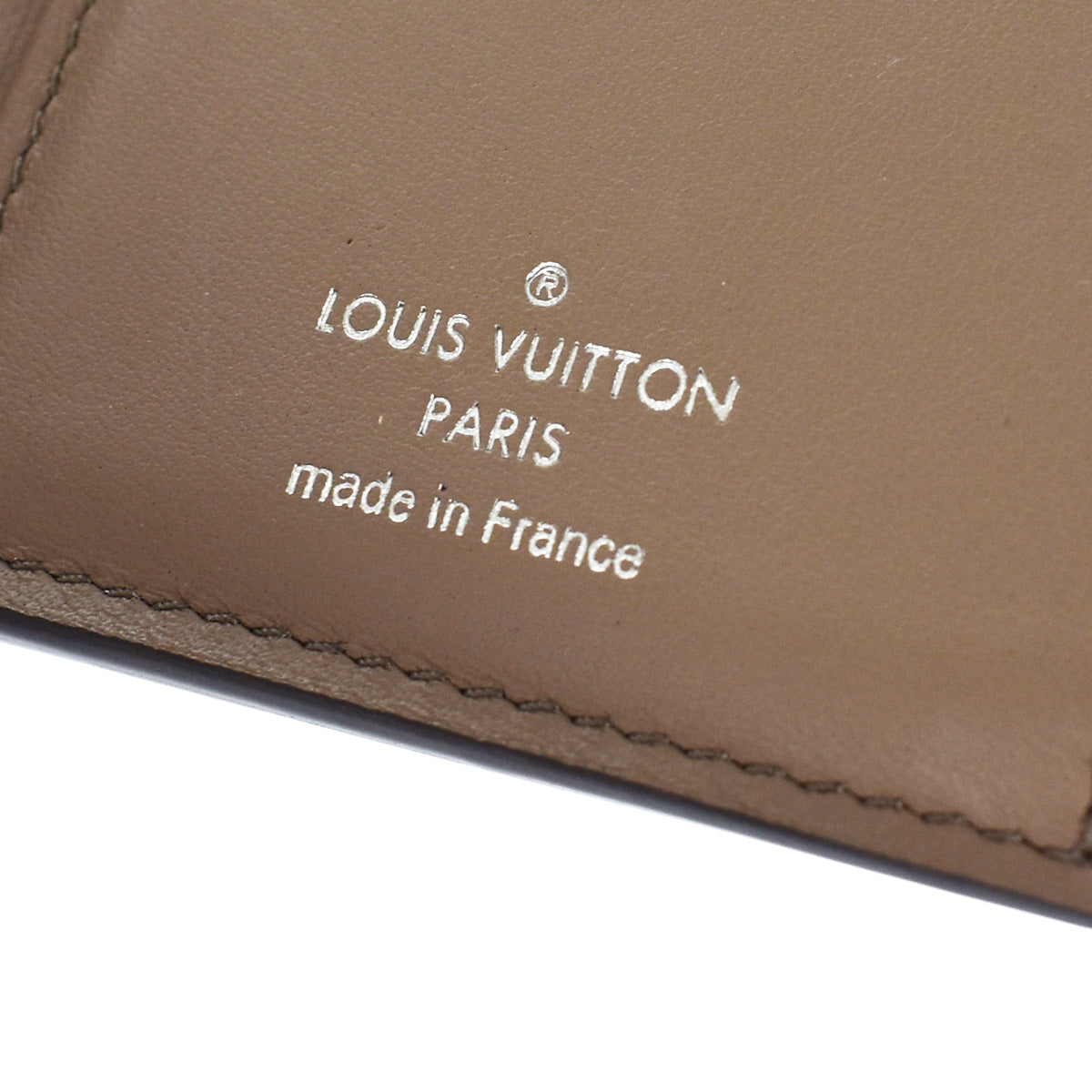 LOUIS VUITTON Portefeuille Capucines Compact Wallet Leather Pink M62156 80YB767