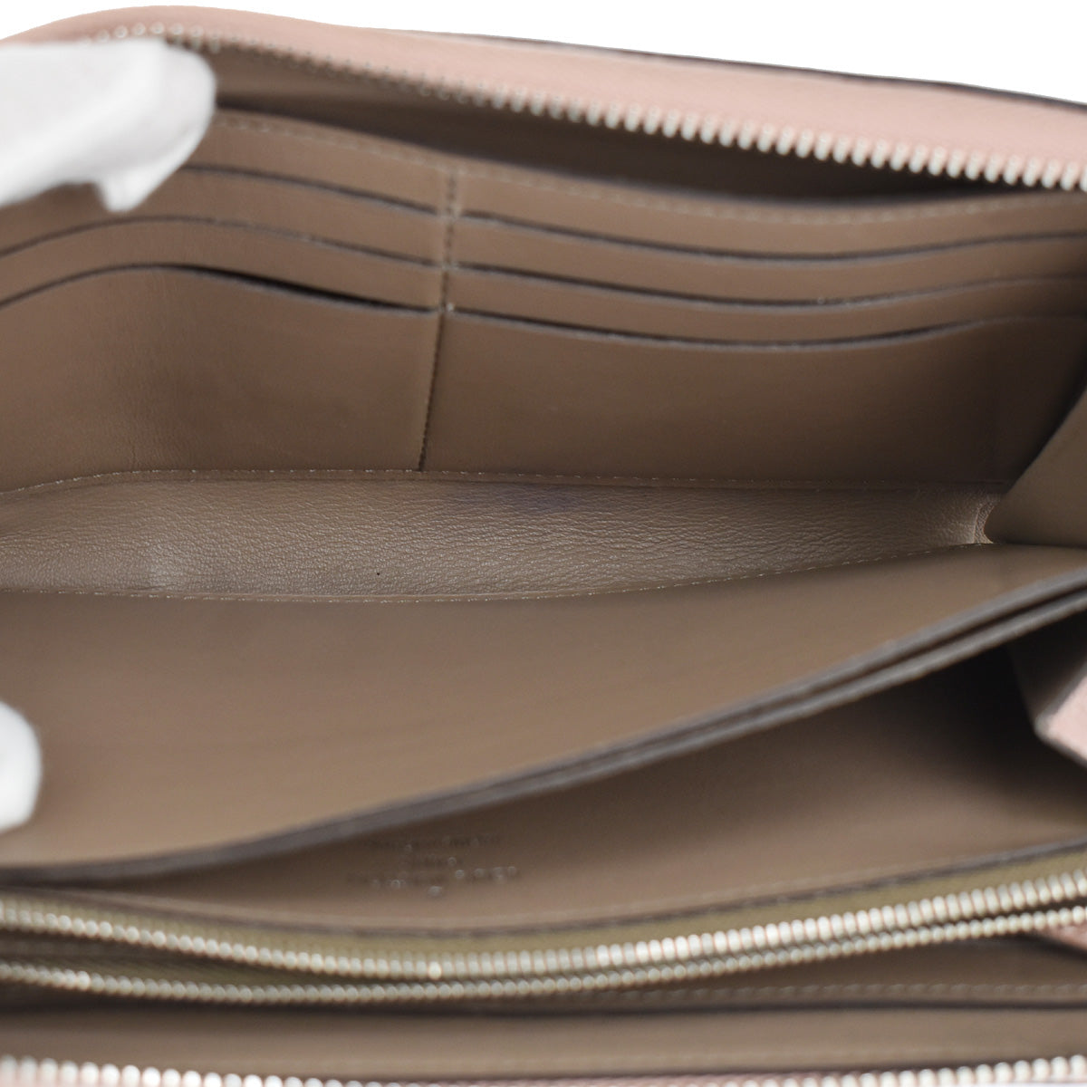 LOUIS VUITTON Portefeuille Comete Long Wallet Leather Magnolia M60148 30YB533