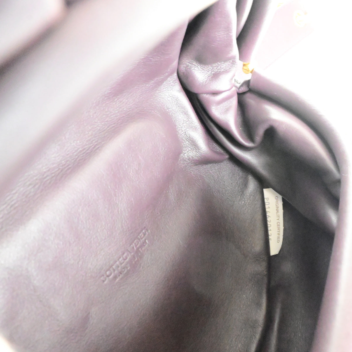 BOTTEGA VENETA Logo The Chain Pouch Body Shoulder Bag Leather BX GHW 609RK530