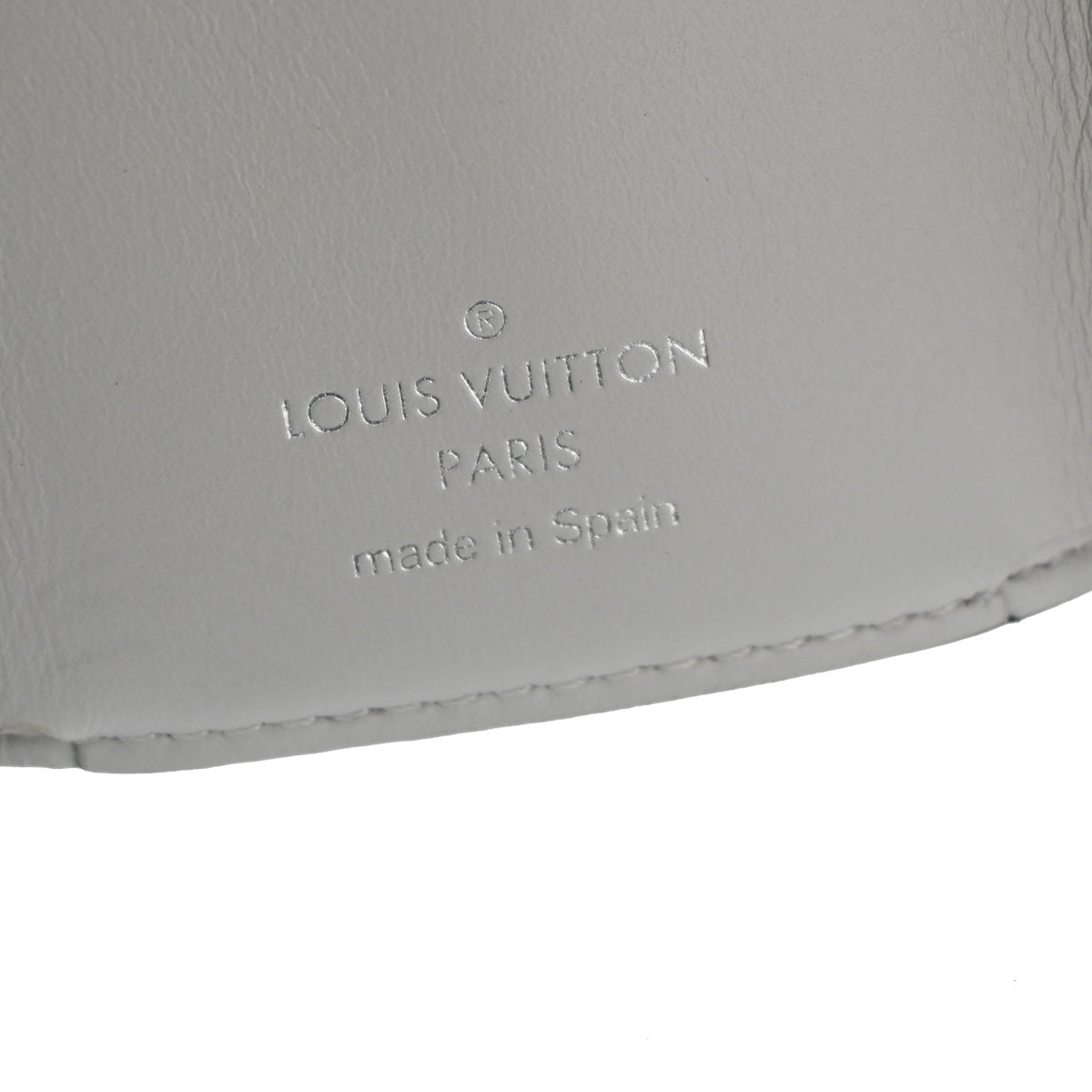 LOUIS VUITTON Discovery Compact Trifold Wallet Taigarama Leather M67621 35YC909