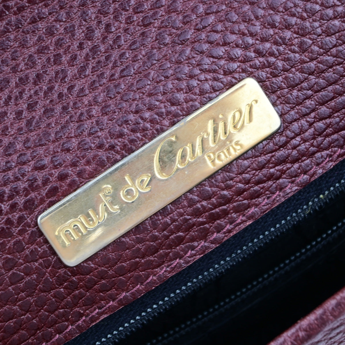 MUST DE CARTIER 2C Logo Shoulder Bag Leather Bordeaux GHW Spain 09YG484