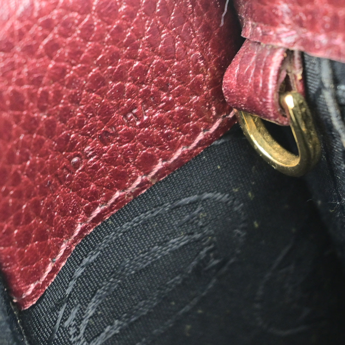 MUST DE CARTIER 2C Logo Shoulder Bag Leather Bordeaux GHW Spain 09YG484