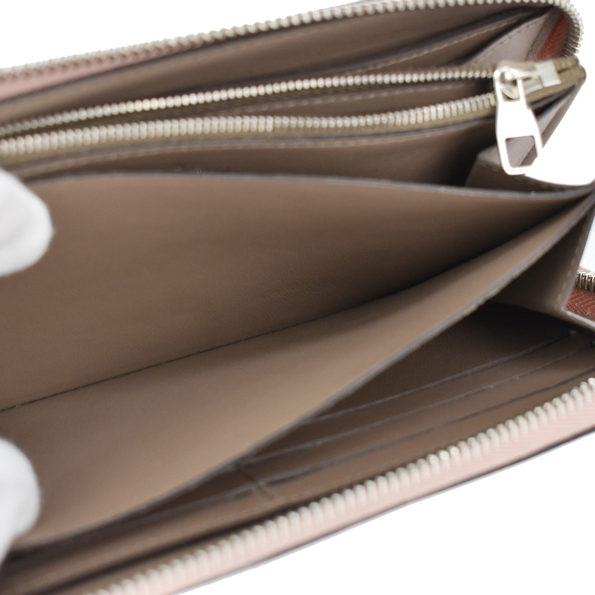 LOUIS VUITTON Portefeuille Comete Long Wallet Leather Magnolia M60148 30YB533