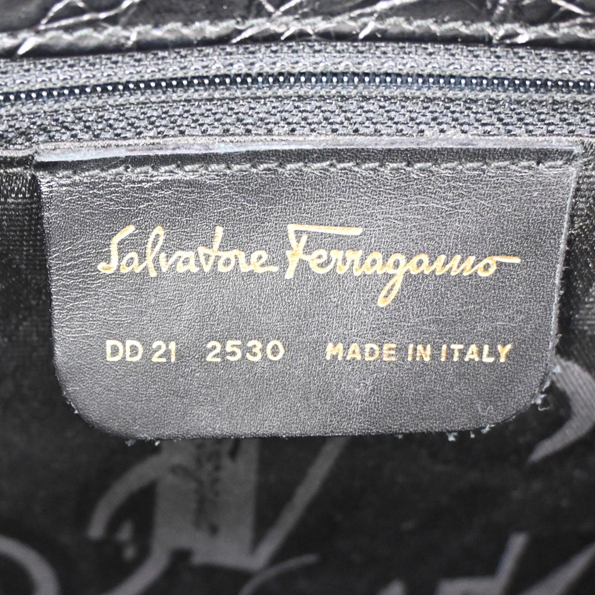 SALVATORE FERRAGAMO Vara Shoulder Bag Embossing Leather Black Italy 68FA018