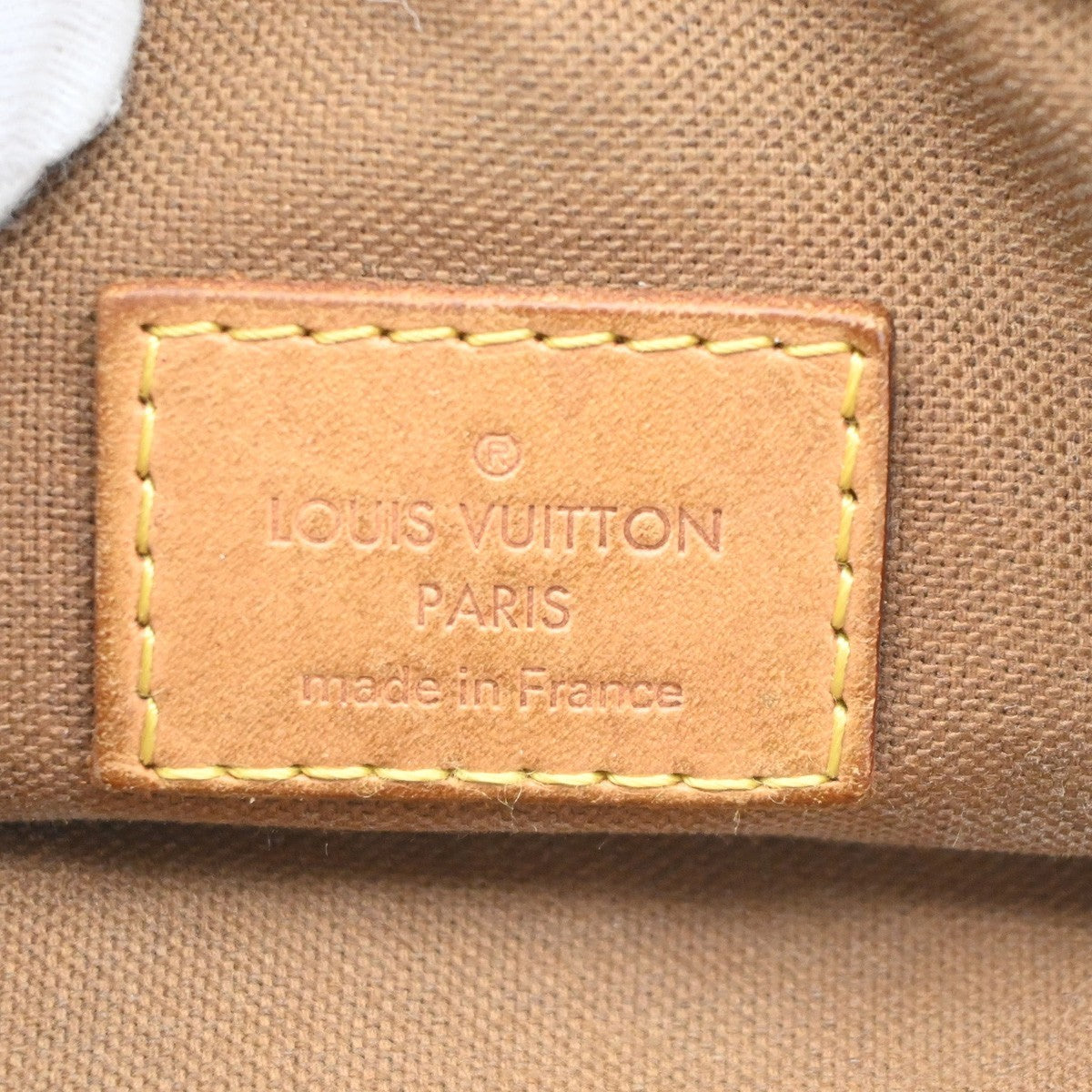 LOUIS VUITTON Trotteur Beaubourg Shoulder Bag Monogram Leather BN M97037 85KD123