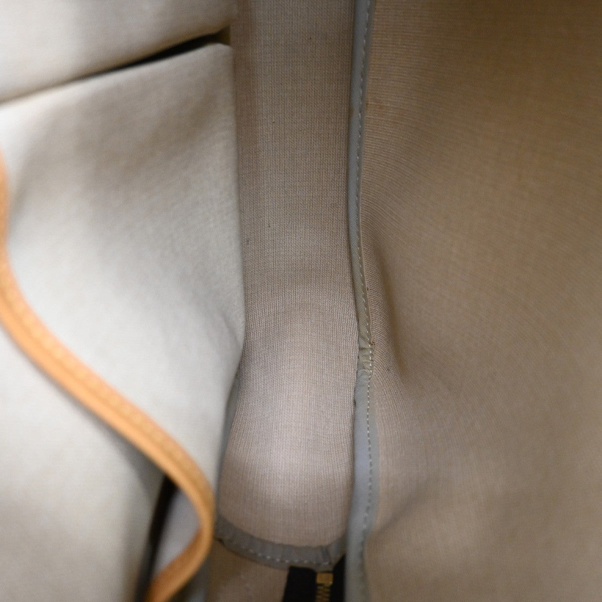 LOUIS VUITTON Reporter GM Crossbody Shoulder Bag Monogram Leather M45252 85KD125