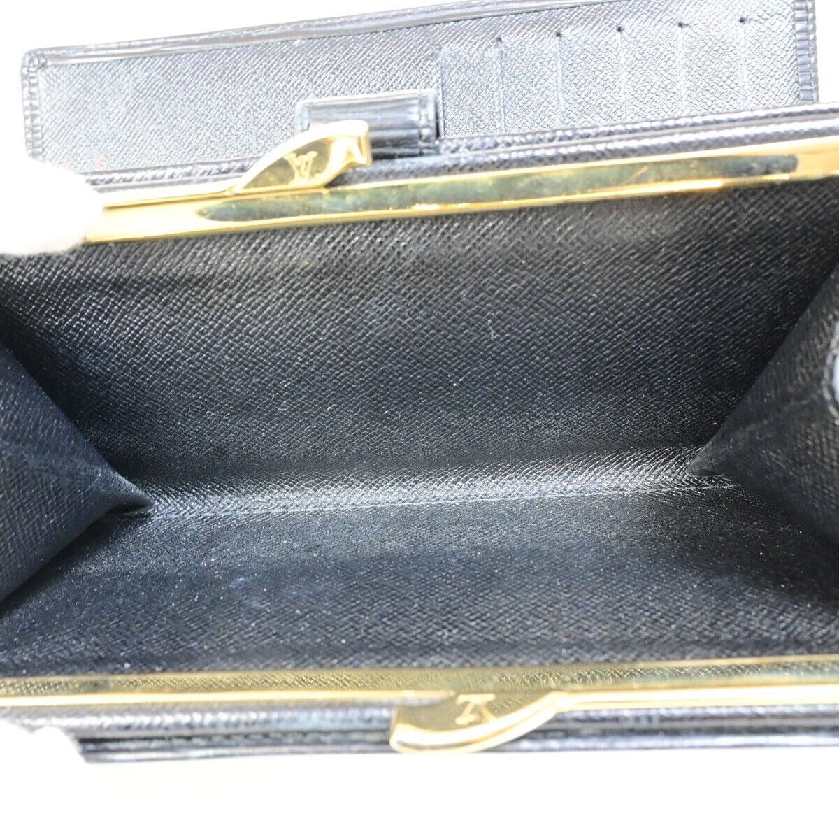 LOUIS VUITTON Portefeuille Viennois Long Wallet Epi Leather Black M63242 05FB089