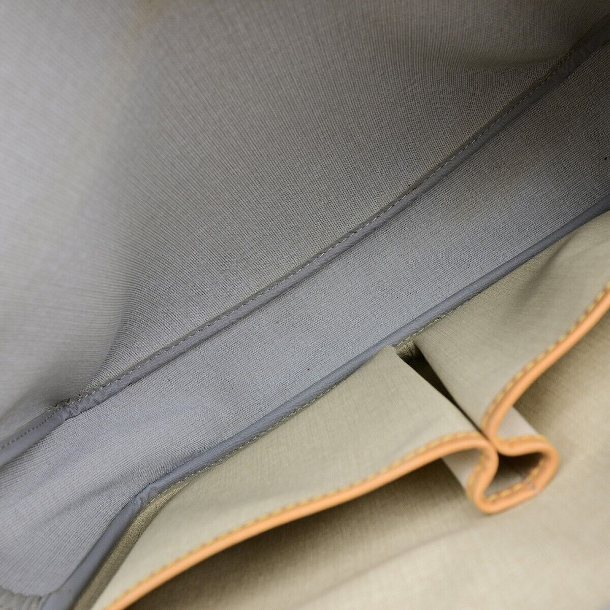 LOUIS VUITTON Reporter GM Crossbody Shoulder Bag Monogram Leather M45252 85EC522