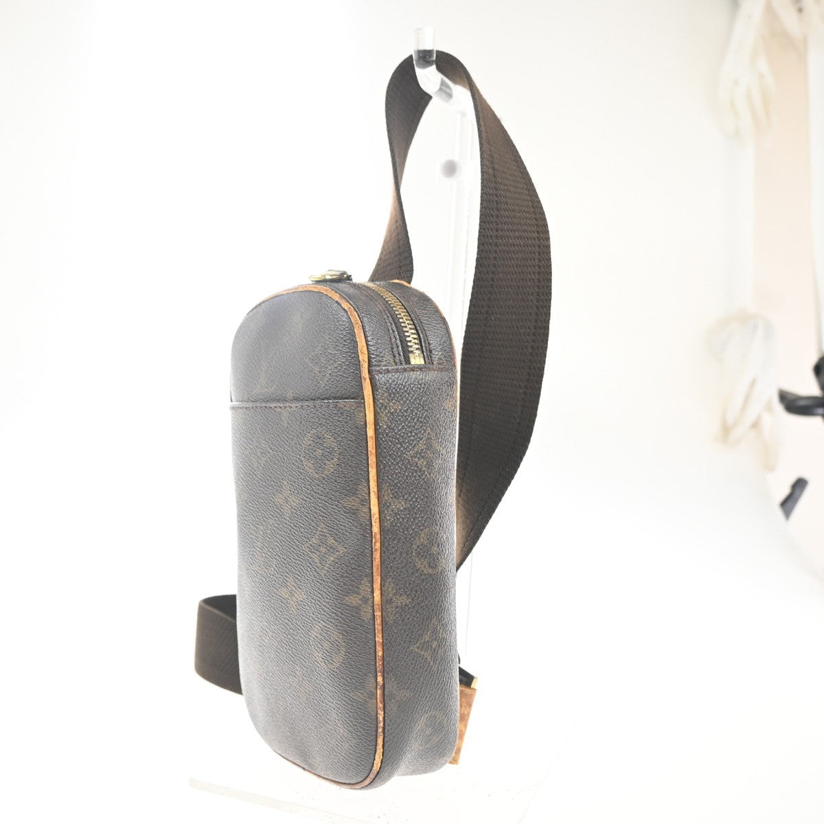 LOUIS VUITTON Pochette Gange Shoulder Bag Monogram Brown Spain M51870 36MA424
