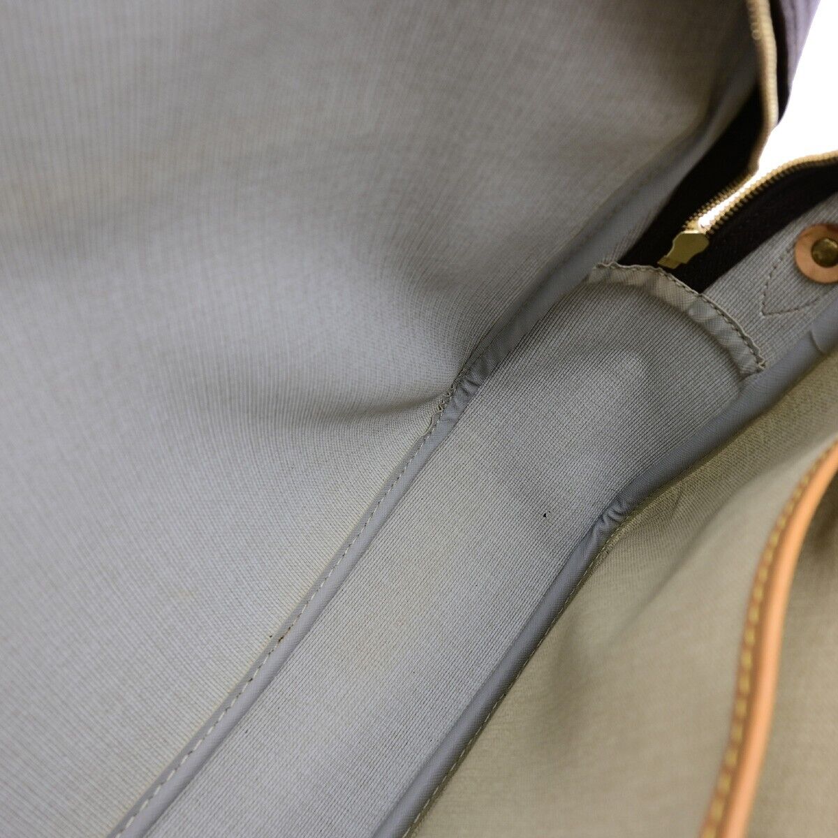 LOUIS VUITTON Reporter GM Crossbody Shoulder Bag Monogram Leather M45252 85EC522