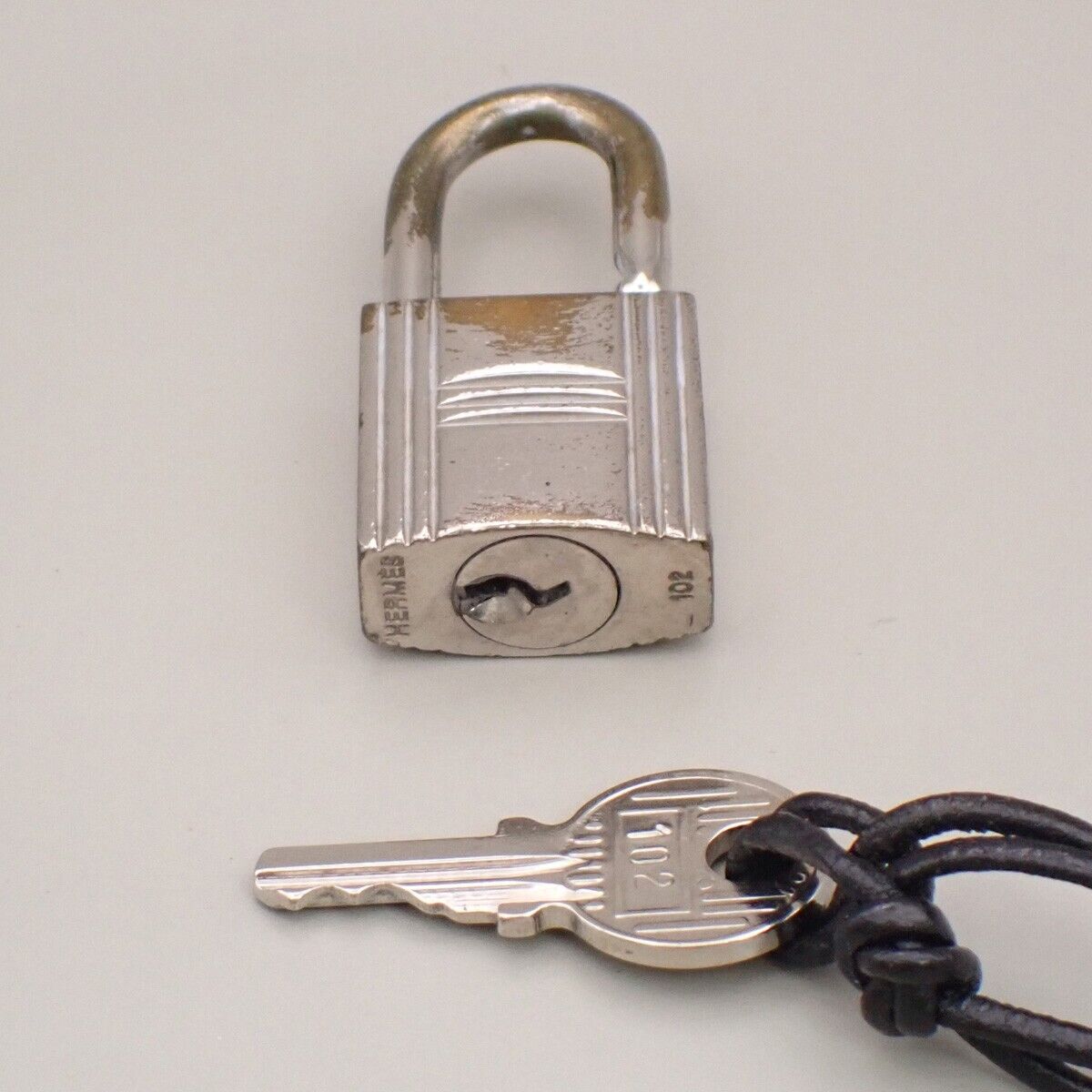 HERMES Logo 10 Set Padlock Key Bag Charm Cadena Silver-Plated Accessroy 39KA553