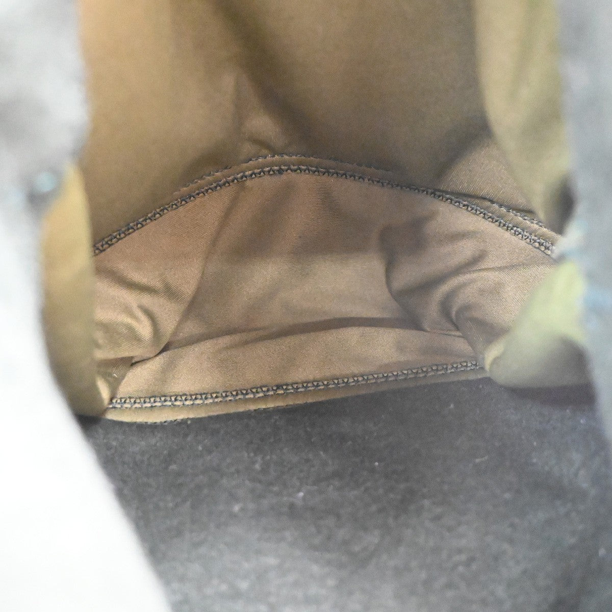 FENDI Logo Mamma Baguette Shoulder Bag Jersey Leather Green SHW Italy 71YJ259