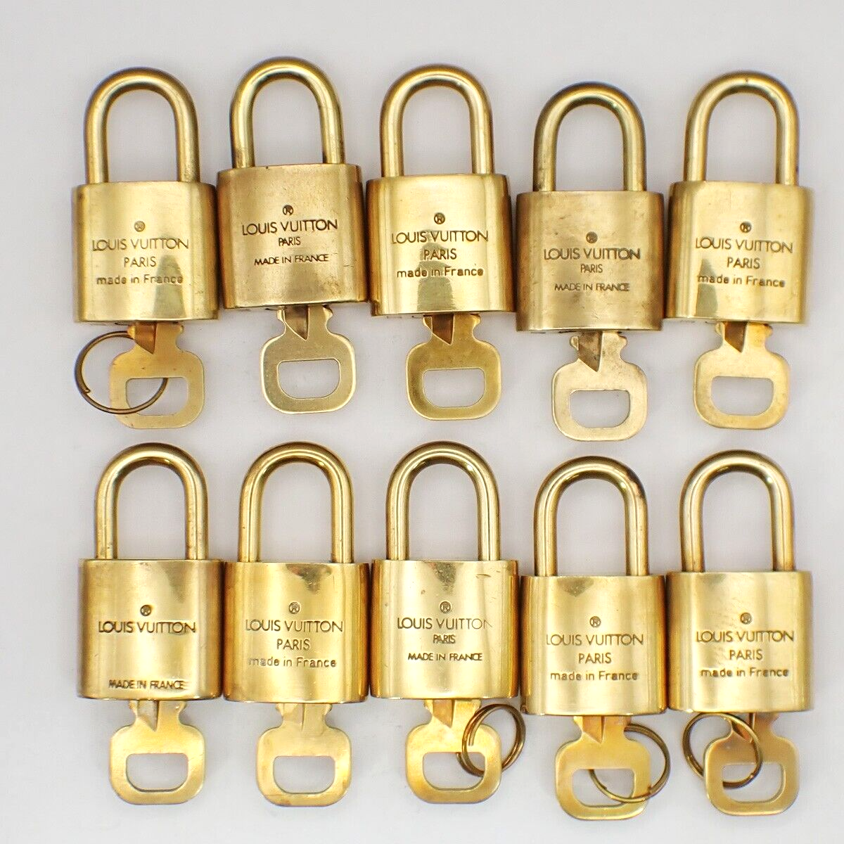 LOUIS VUITTON LV 10 Set  Padlock Key Bag Charm Cadena Gold Plated France 37YF816
