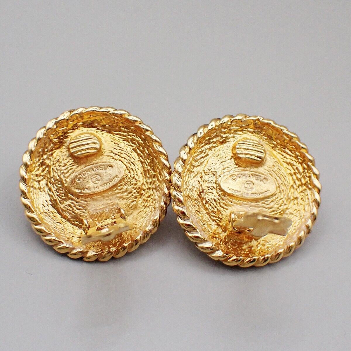 CHANEL CC Imitation Pearl Round Button Earrings Clip-On Gold France 36RK162