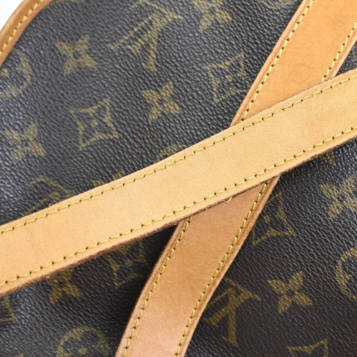 LOUIS VUITTON Logo Saumur 43 Shoulder Bag Monogram Leather Brown M42252 72CA926