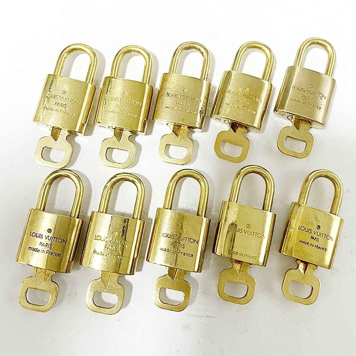 LOUIS VUITTON LV 10 SET PADLOCK KEY BAG CHARM CADENA GOLD-PLATED FRANCE 35MT008