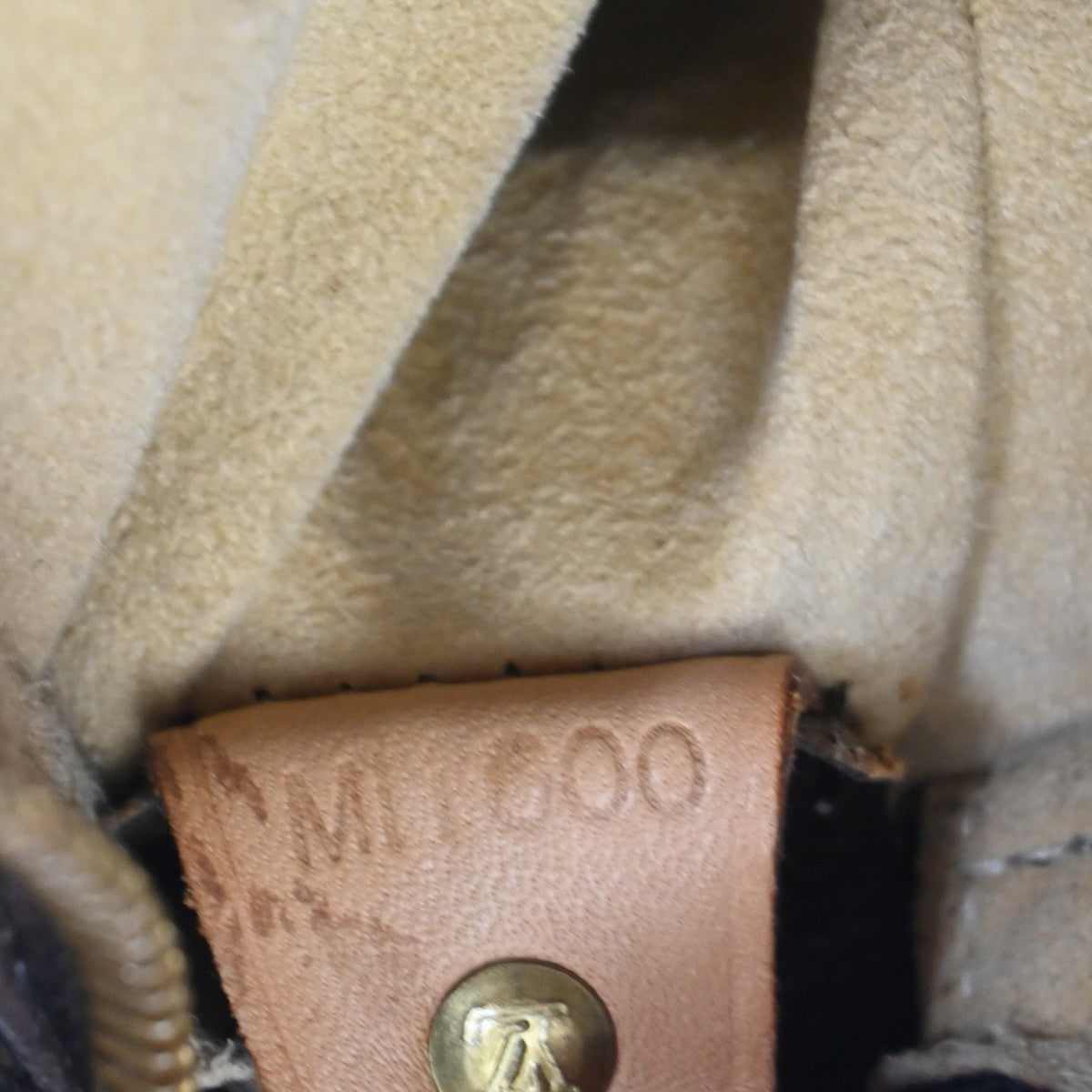 LOUIS VUITTON Logo Looping GM Shoulder Bag Monogram Leather Brown M51145 87KC187