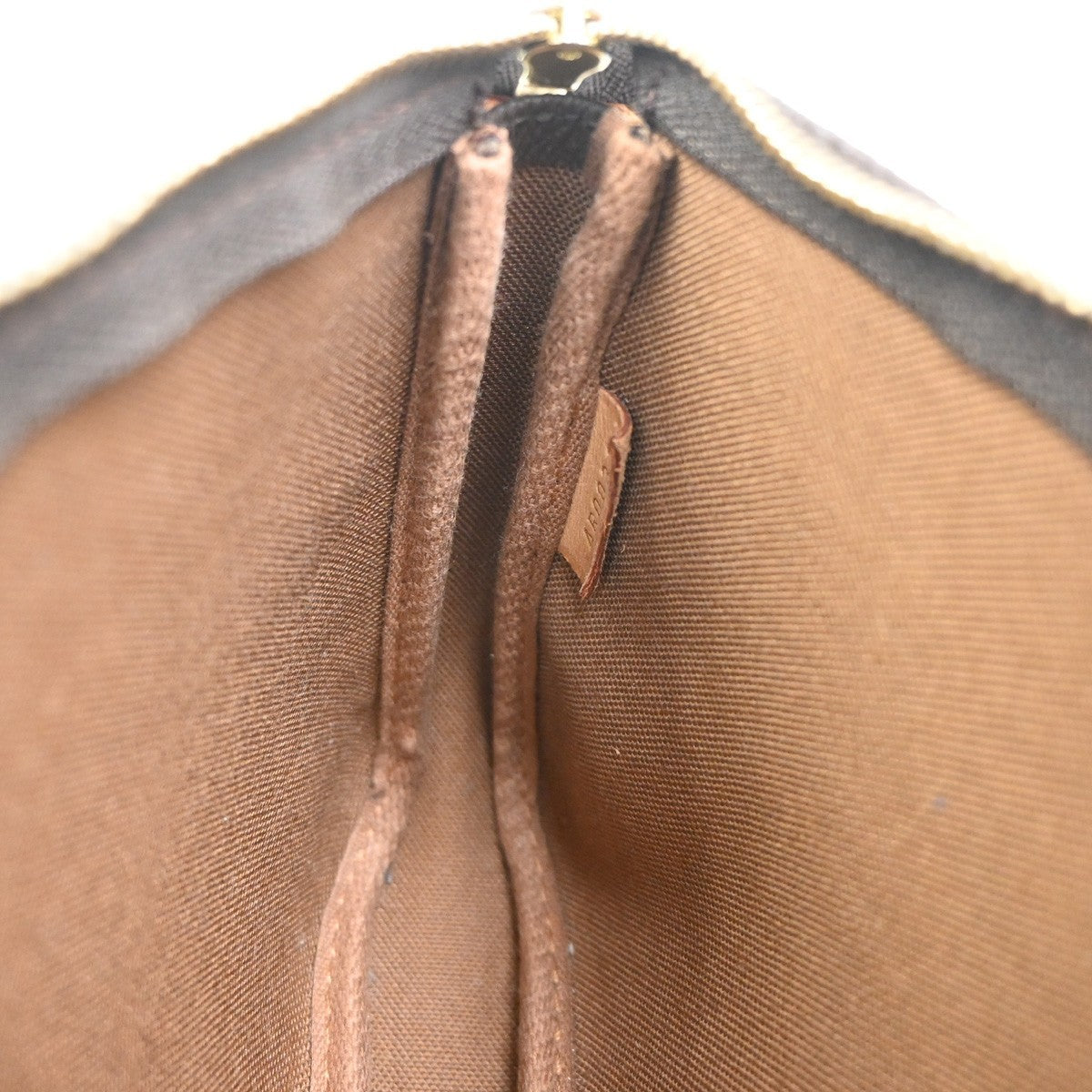 LOUIS VUITTON Pochette Accessoires Hand Bag Monogram Graffiti BN M92192 664RQ038