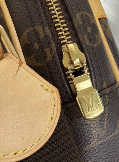 LOUIS VUITTON Reporter PM Crossbody Shoulder Bag Monogram Leather M45254 14YH988