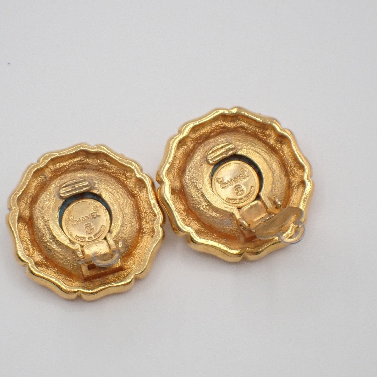 CHANEL CC Logo Color Stone Round Button Earrings Clip-On Blue GHW France 30RF655