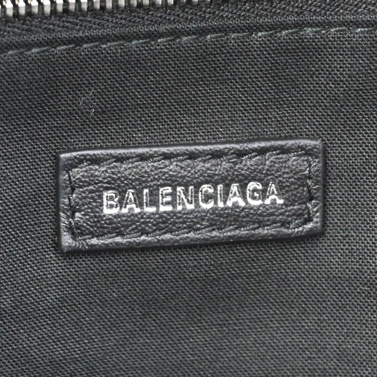 BALENCIAGA Logo Everyday Backpack Bag Leather Black SHW Italy 50RL527