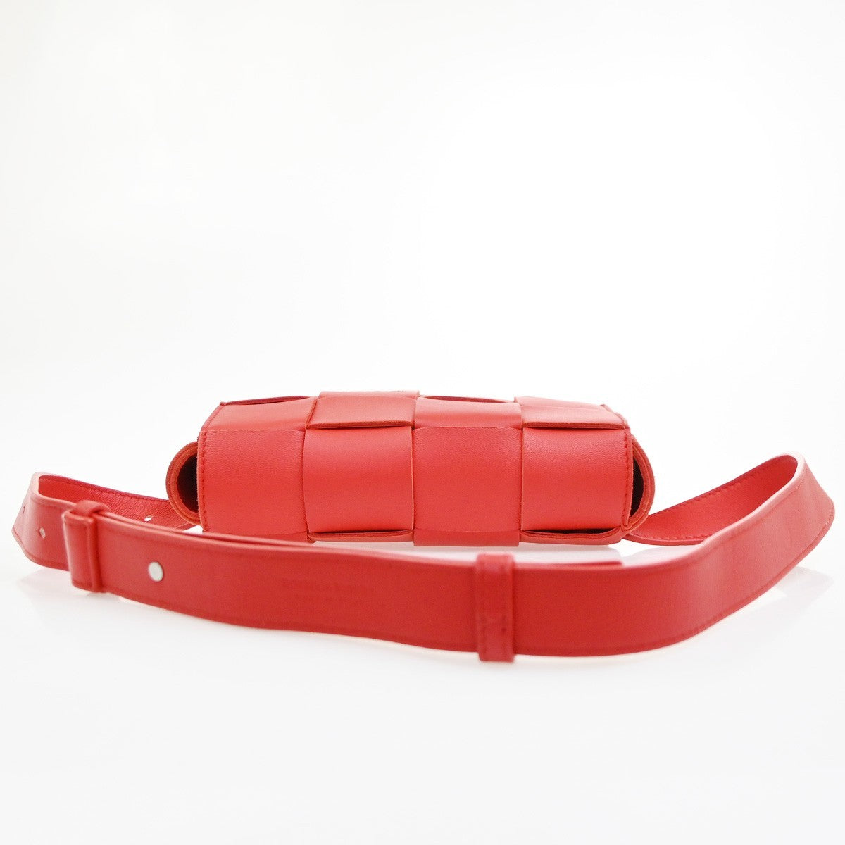 BOTTEGA VENETA Logo Cassette Maxi Intrecciato Bum Bag Leather Red Italy 91RQ040