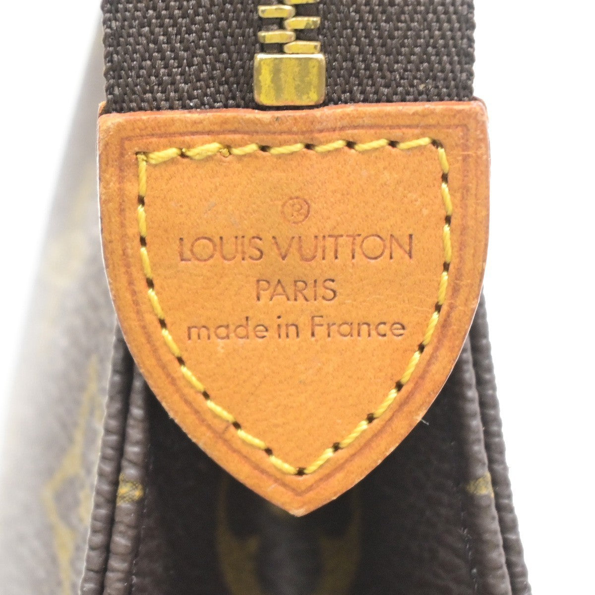 LOUIS VUITTON Poche Toilette 19 Clutch Pouch Bag Monogram Leather M47544 02SA173