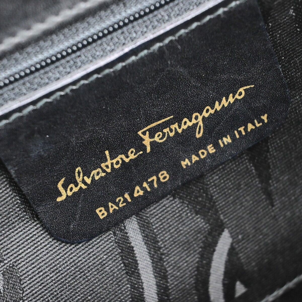 SALVATORE FERRAGAMO Logo Vara Hand Bag Canvas Leather Black Gold Italy 62EC294