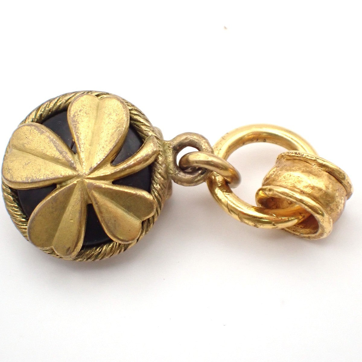 CHANEL CC Logo Clover Earrings Clip-On 94 P Gold Black Vintage France 64KP352