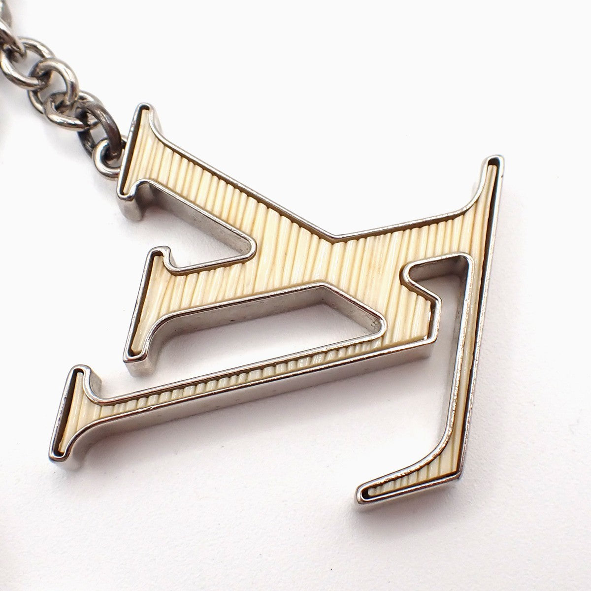 LOUIS VUITTON Logo Bijoux Sac Bag Charm White Silver M65085 69AA127