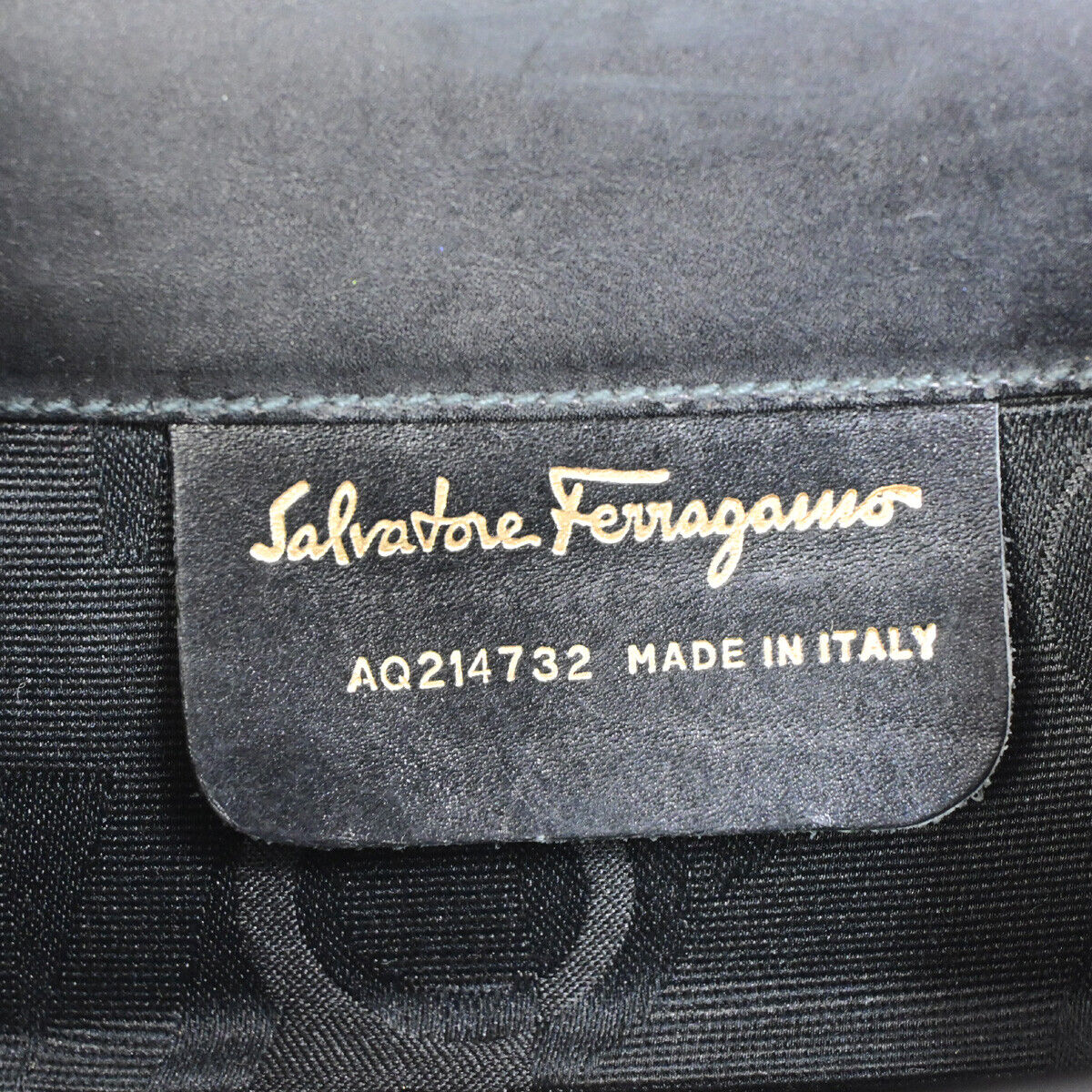 SALVATORE FERRAGAMO MIni Chain Shoulder Bam Bag Embossing Leather GHW 67SJ078
