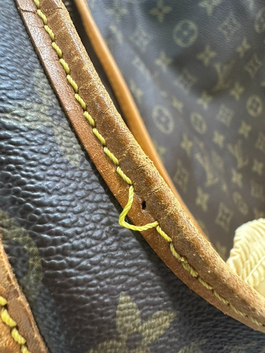 LOUIS VUITTON Sac Chassour 40 Travel Hand Bag Monogram Leather BN M41924 81CA888