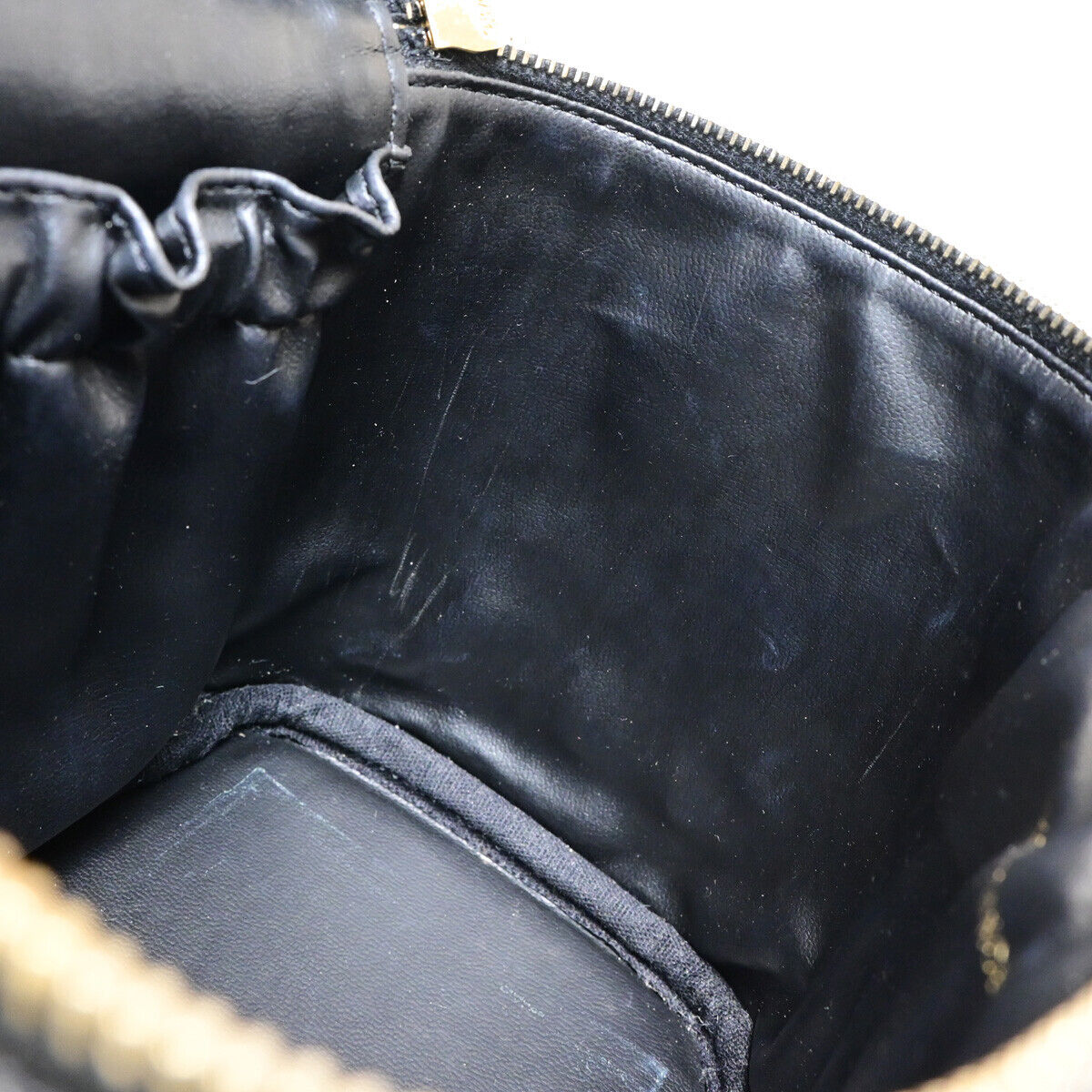 CHANEL CC Logo Vanity Hand Bag Caviar Skin Leather Black GHW France 59RJ911