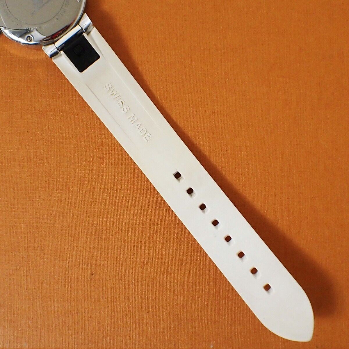 LOUIS VUITTON Tambour Moonstar Quartz Watch Rubber Band White Q8J10 680RH773