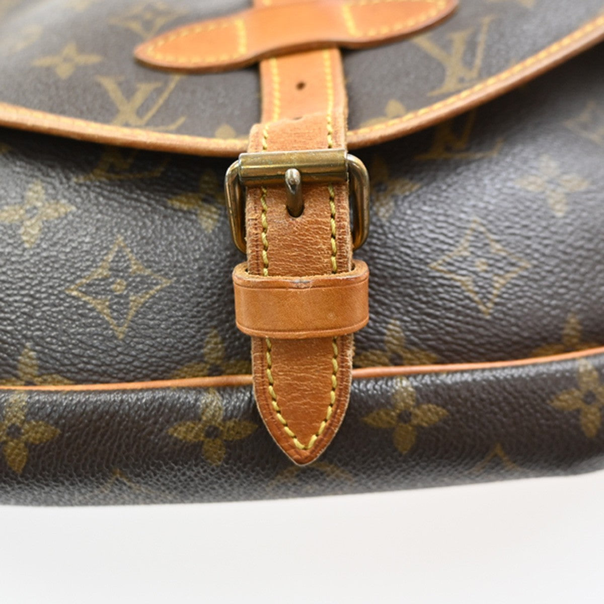 LOUIS VUITTON Logo Saumur 30 Shoulder Bag Monogram Leather Brown M42256 34SA059
