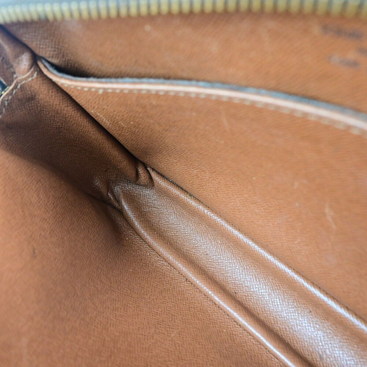 LOUIS VUITTON Compiegne 23 Clutch Hand Bag Monogram Leather Brown M51847 68EC900