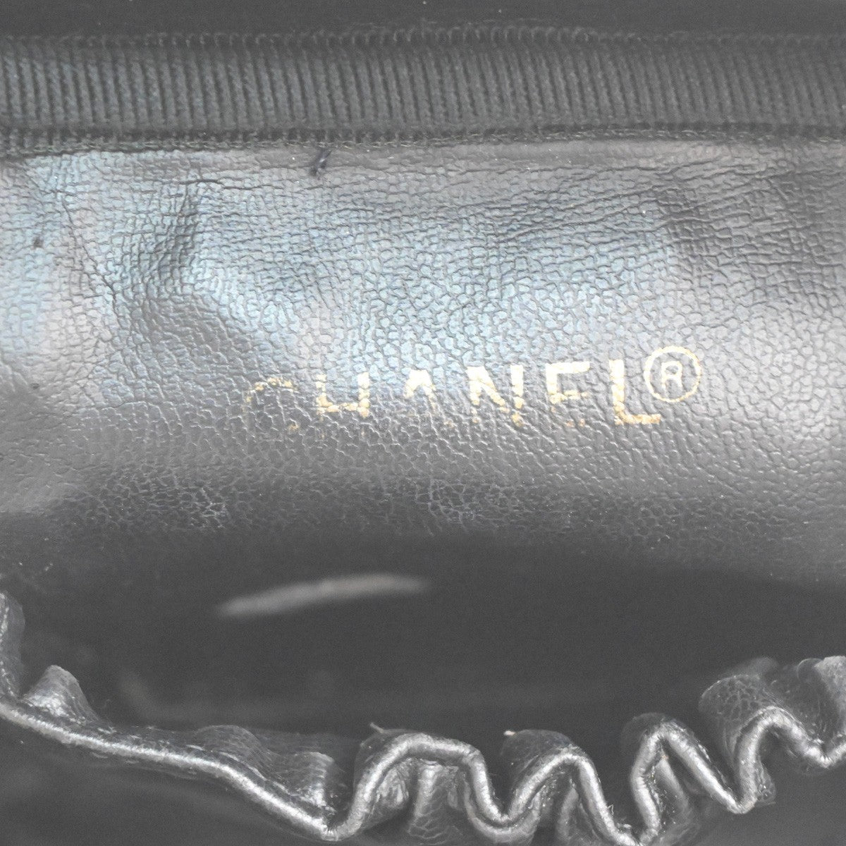 CHANEL CC Logo Vanity Hand Bag Grained Calfskin Leather Black GHW Italy 21RL825