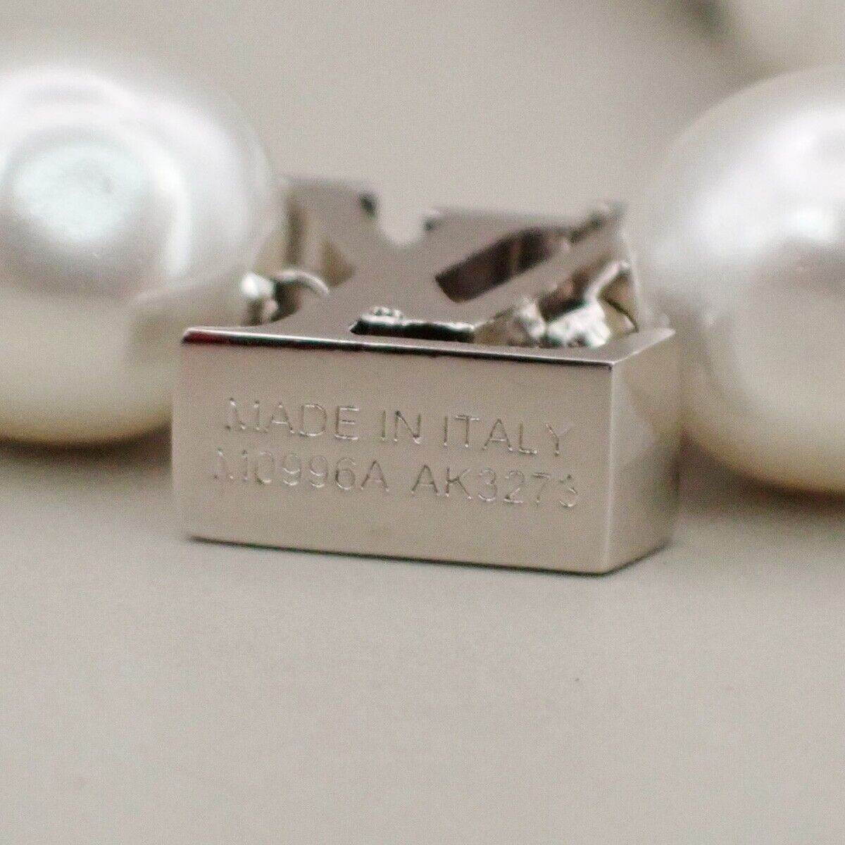 LOUIS VUITTON Chain Bracelet Imitation Pearl Silver Accessory M0996A 75RK008
