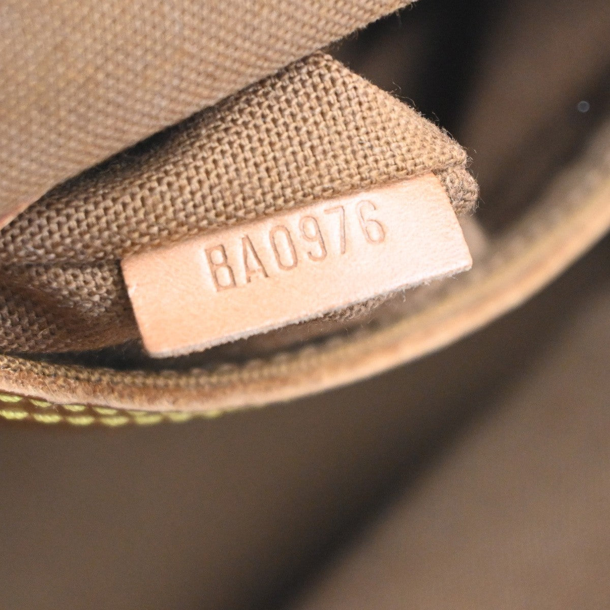 LOUIS VUITTON LV Logo Alma Hand Bag Monogram Leather Brown France M51130 02MA641