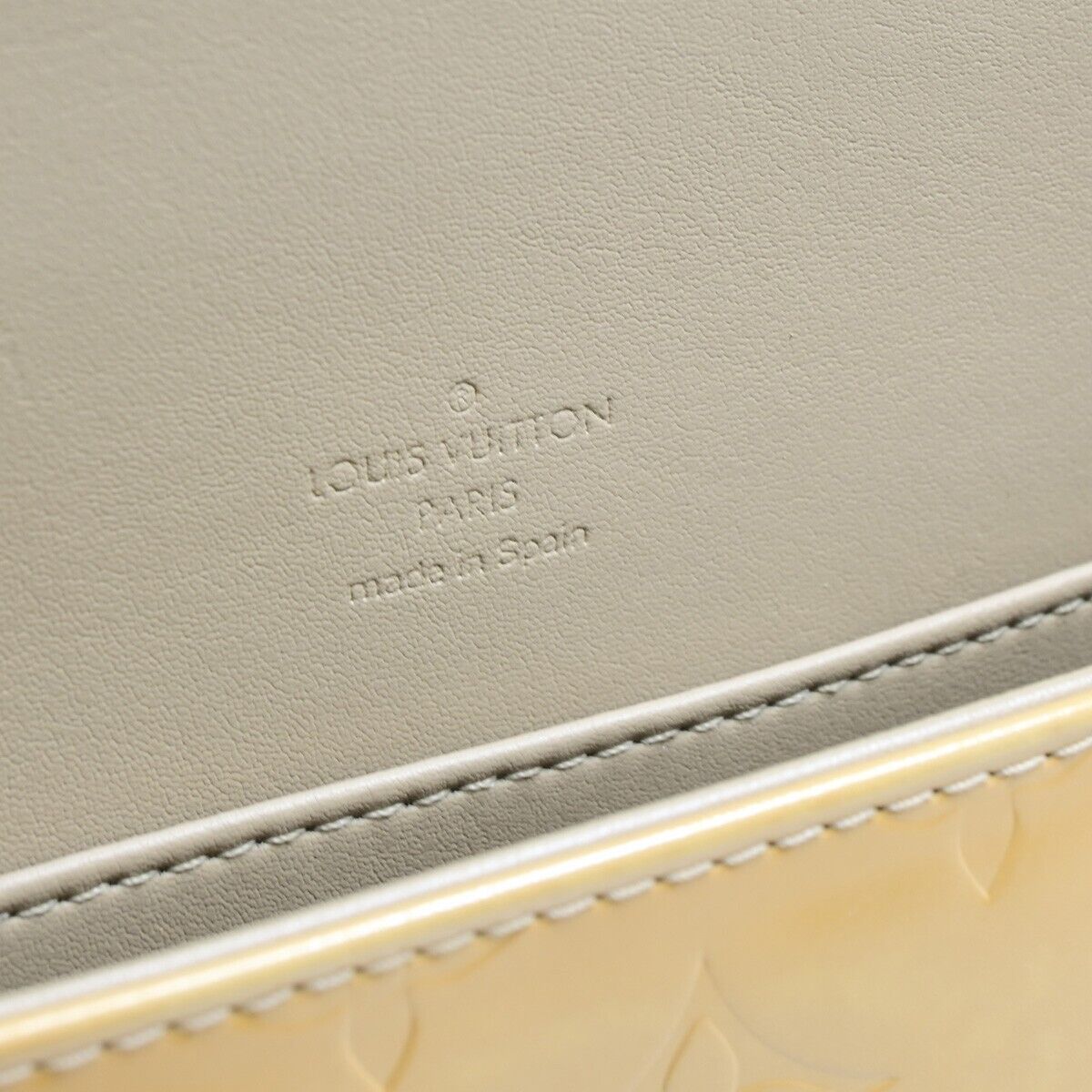 LOUIS VUITTON Thompson Street Shoulder Bag Monogram Vernis Beige M91008 62EC357