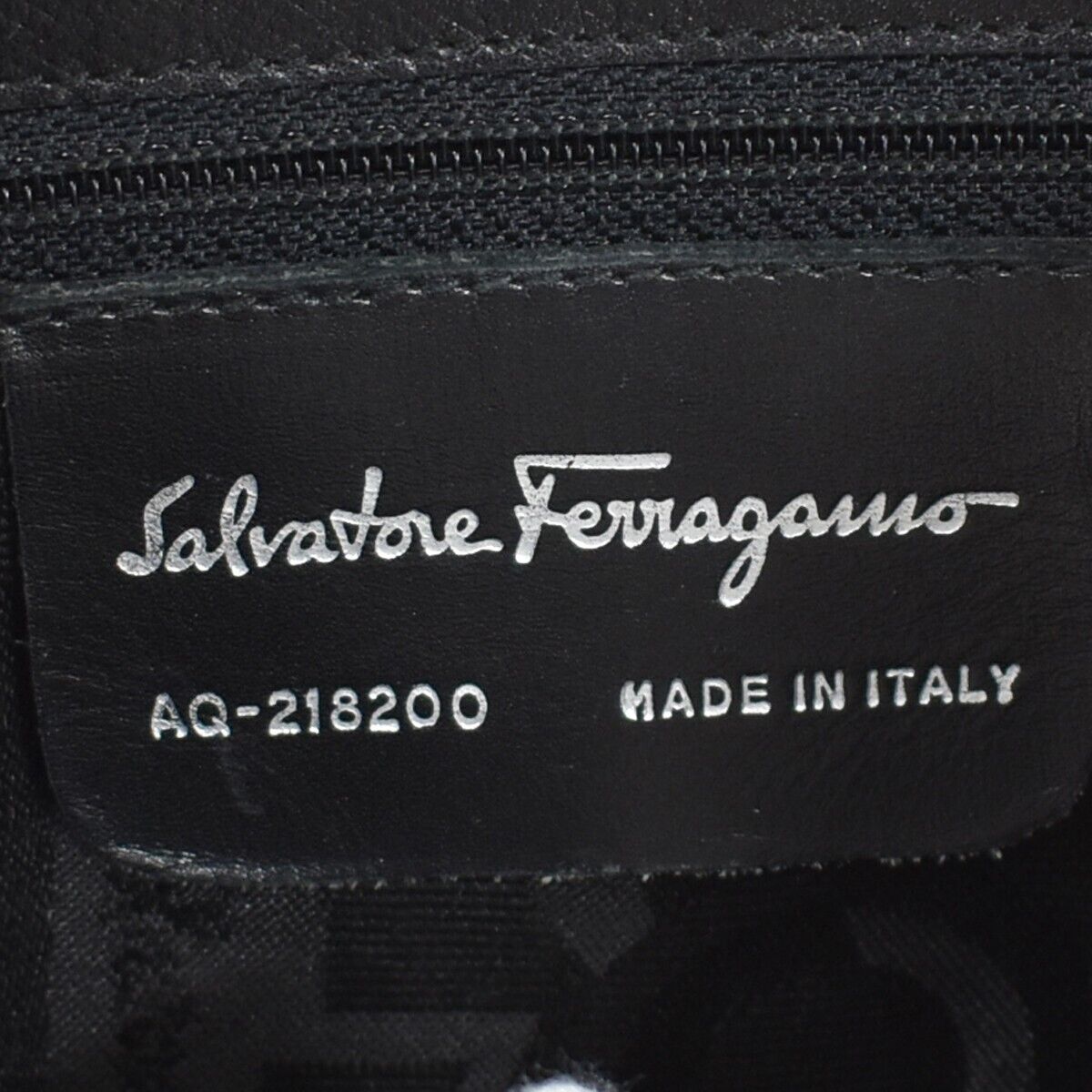 SALVATORE FERRAGAMO Gancini Logos One Shoulder Bag  Leather Black Italy 05DA037