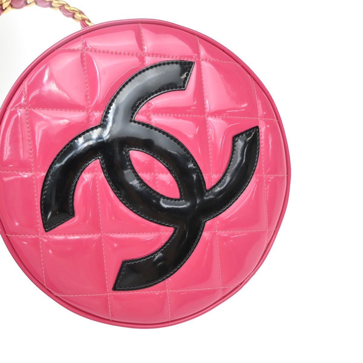 44.LiveCHANEL Matelasse Round Vanity Chain Hand Bag Patent Leather VTE 6735LC600