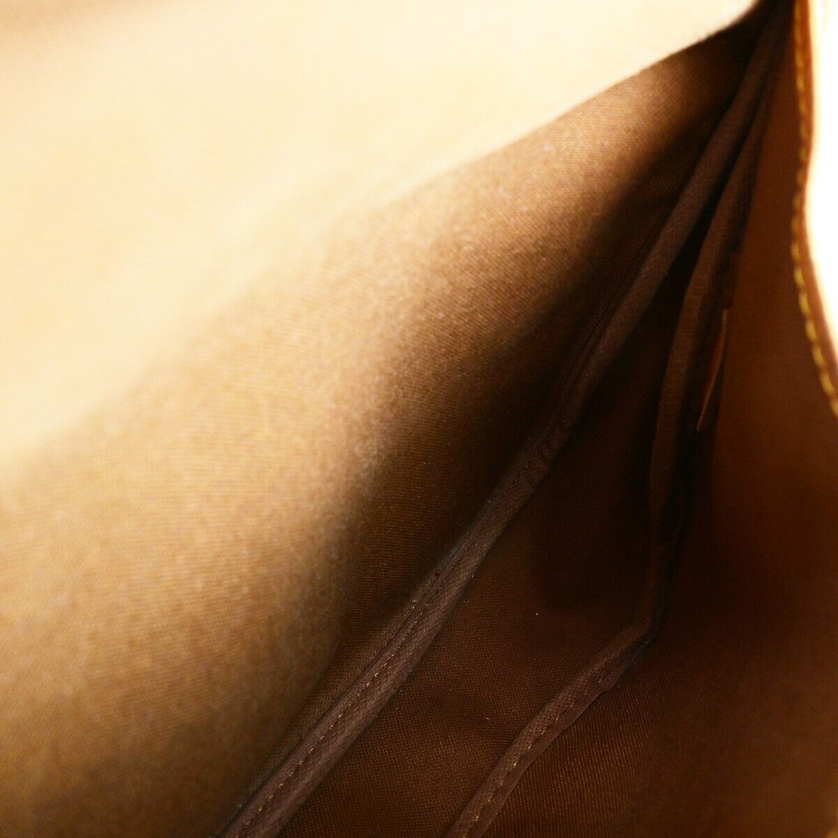 LOUIS VUITTON Logo Saumur 30 Shoulder Bag Monogram Leather Brown M42256 39ED297