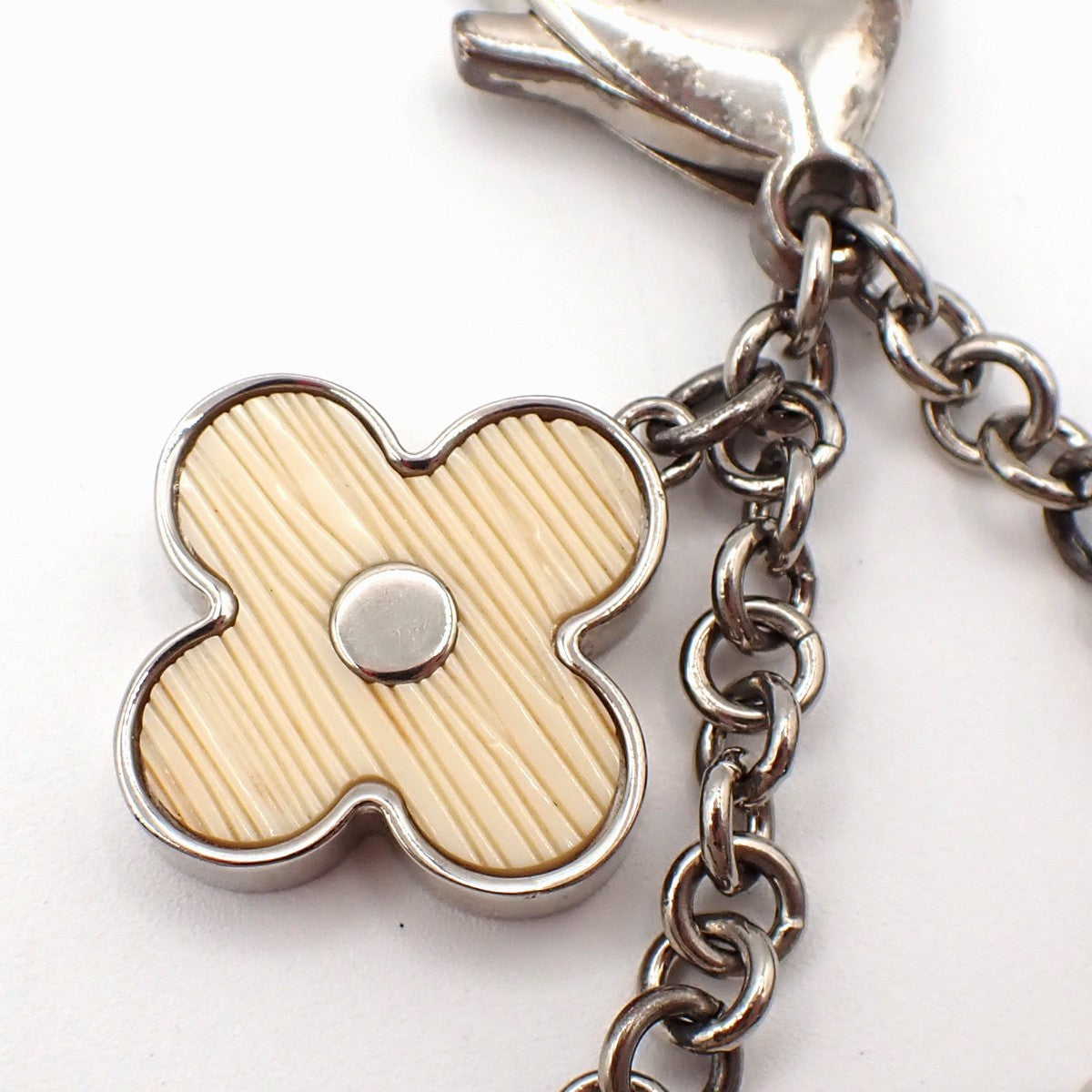 LOUIS VUITTON Logo Bijoux Sac Bag Charm White Silver M65085 69AA127