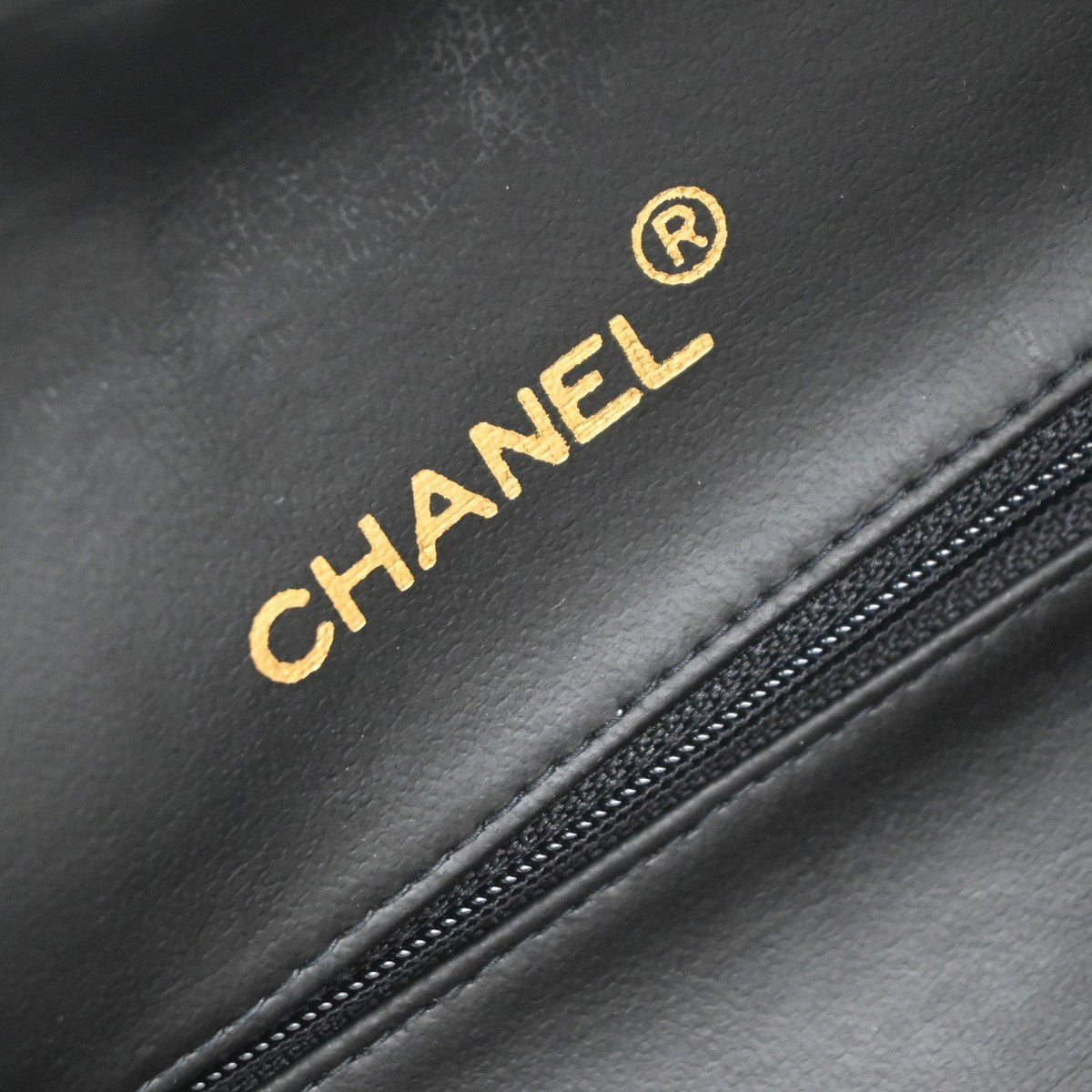 CHANEL CC Logo Matelasse Travel Hand Bag Leather White GHW Vintage 310RP079