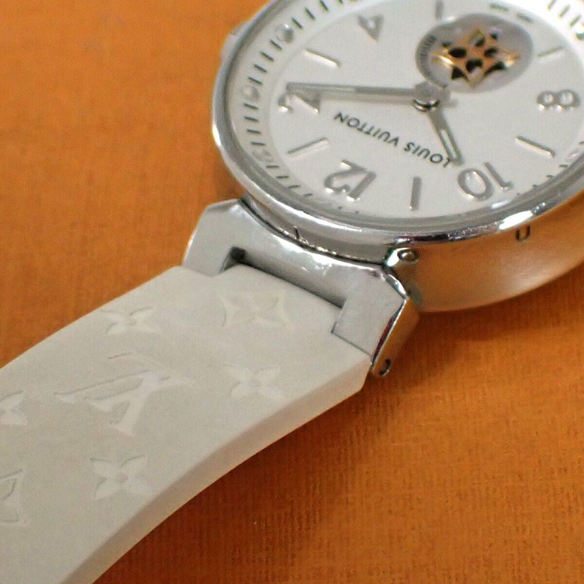 LOUIS VUITTON Tambour Moonstar Quartz Watch Rubber Band White Q8J10 680RH773