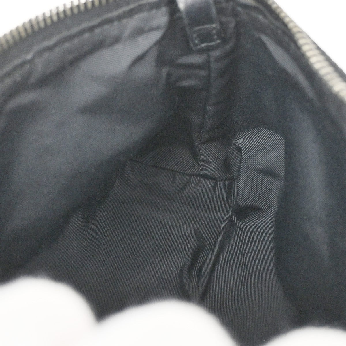 GUCCI GG Pattern Pouch Hand Bag Canvas Leather Black SHW Italy 66CA369
