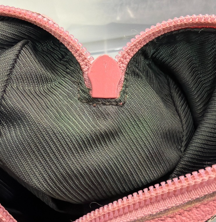 GUCCI Logo GG Pattern Cosmetic Pouch Canvas Leather Brown Pink GHW Italy 67YJ275