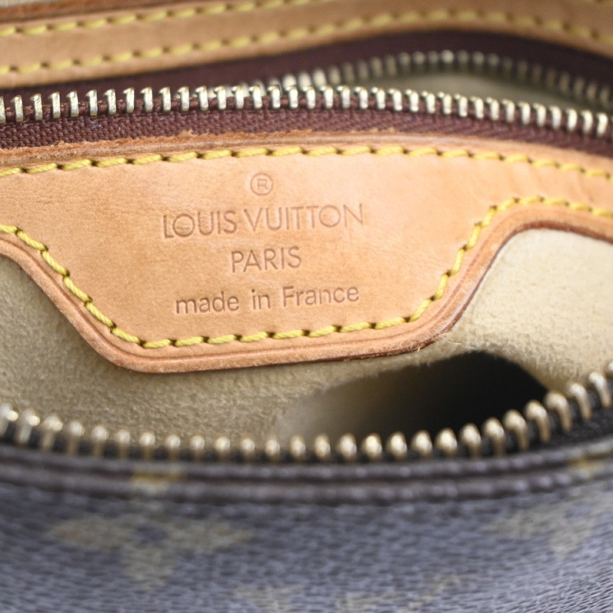 LOUIS VUITTON Looping MM Shoulder Bag Monogram Leather BN France M51146 72MA238