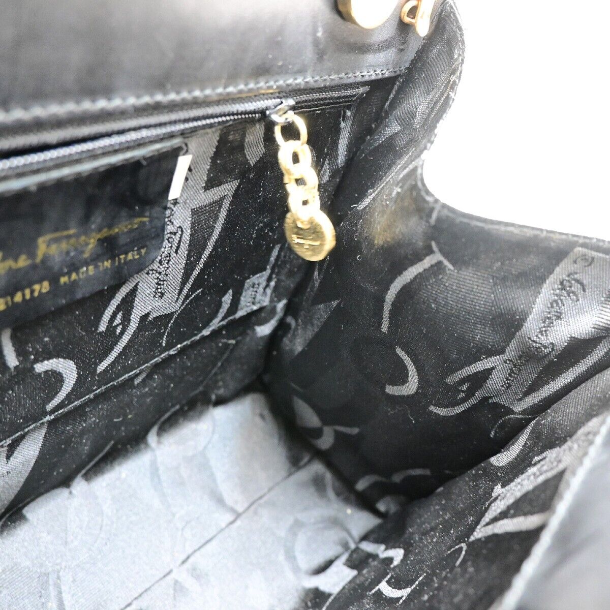 SALVATORE FERRAGAMO Logo Vara 2Way Shoulder Hand Bag Canvas Leather BK 86FA675